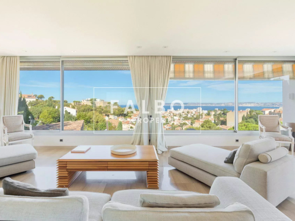 Architect-designed house with sea view Roucas Blanc Marseille 7th