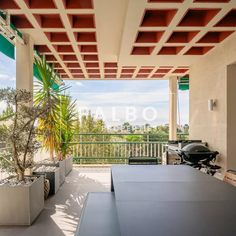 Villa à vendre première ligne mer Ensues La Redonne Côte Bleue