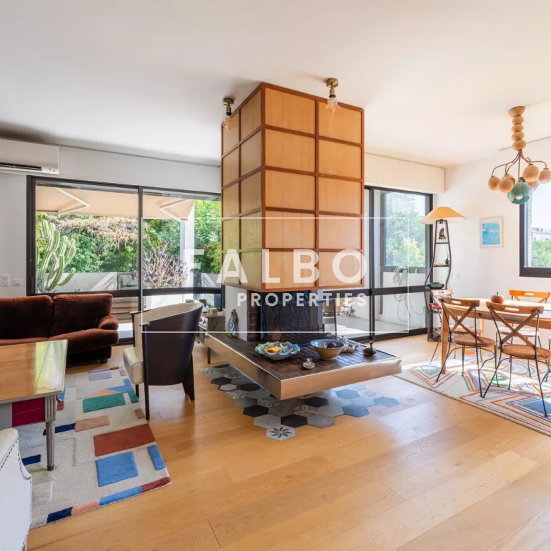 Vue mer dernier étage avec toit-terrasse Marseille 8e