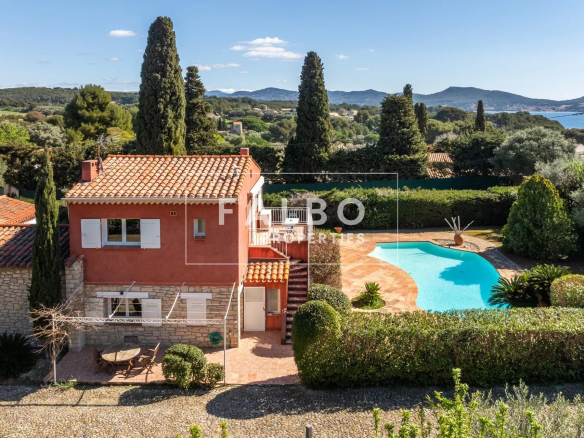 Villa dans résidence fermée avec accès mer La Ciotat