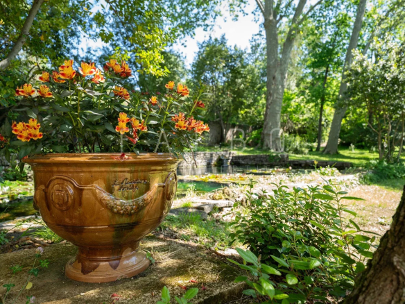 Luxury real estate photo | Charming Properties