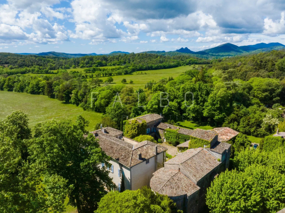 Photo de bien immobilier de luxe | Propriétés De Charme