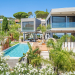 Sea view of architect villa swimming pool bandol