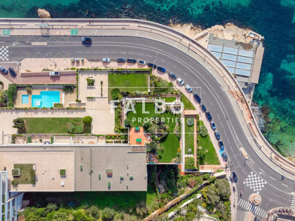 Last floor view of sea apartment terrace corniche kennedy marseille 13007