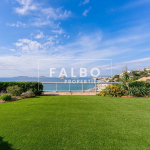 Penthouse last floor sea view Corniche Kennedy Marseille 13007