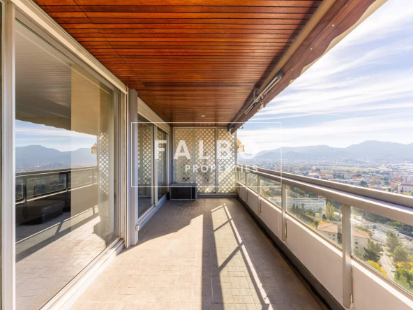 Apartment sea view terrace for sale the gardens of Thalassa Marseille 8 °