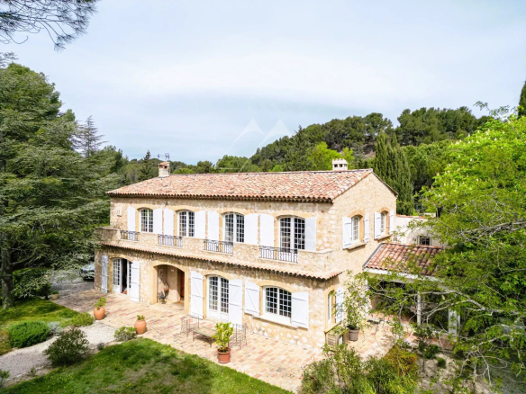Charmante bastide avec vue imprenable sur la Saint-Victoire