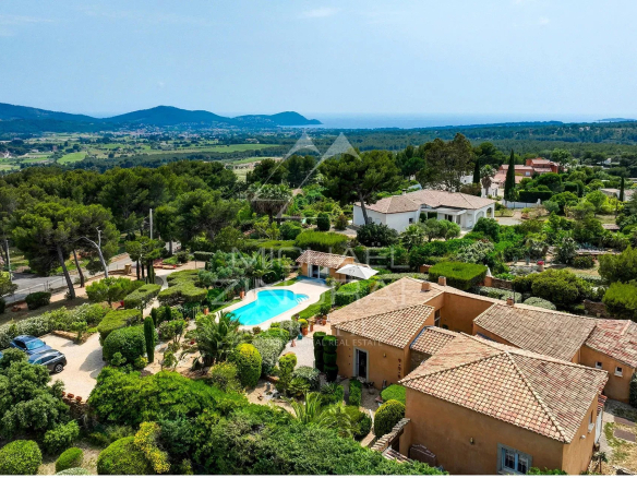 Villa with swimming pool and view - La Cadière d&#39;Azur