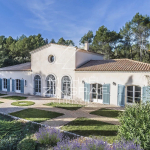 Noble demeure dans un Paradis de verdure