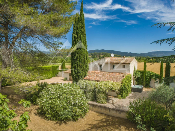 Provençal cottage