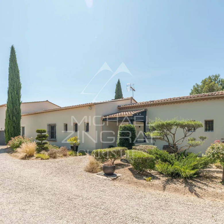 Maison d’architecte avec piscine au Cap Brun, Toulon