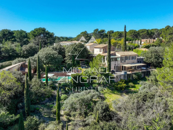 Propriété avec vue au calme