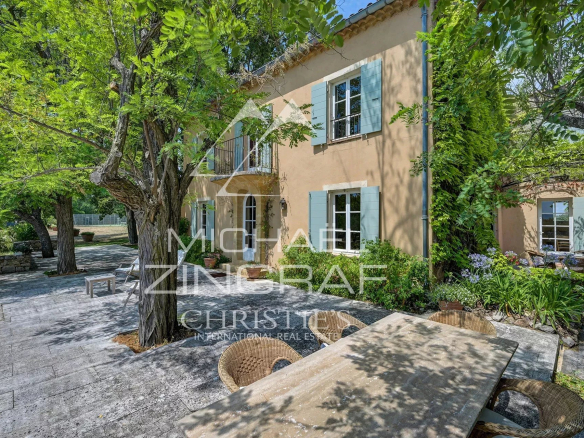 Luxury real estate photo | Charming Properties