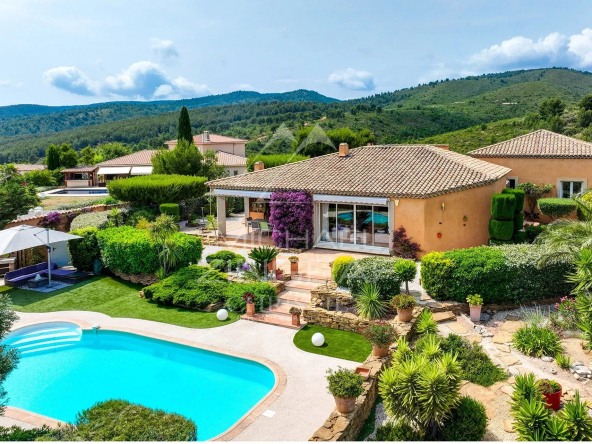 Villa avec piscine et vue – La Cadière d’Azur