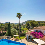 Exclusivité sur St-Cyr-sur-Mer Propriété avec piscine et tennis