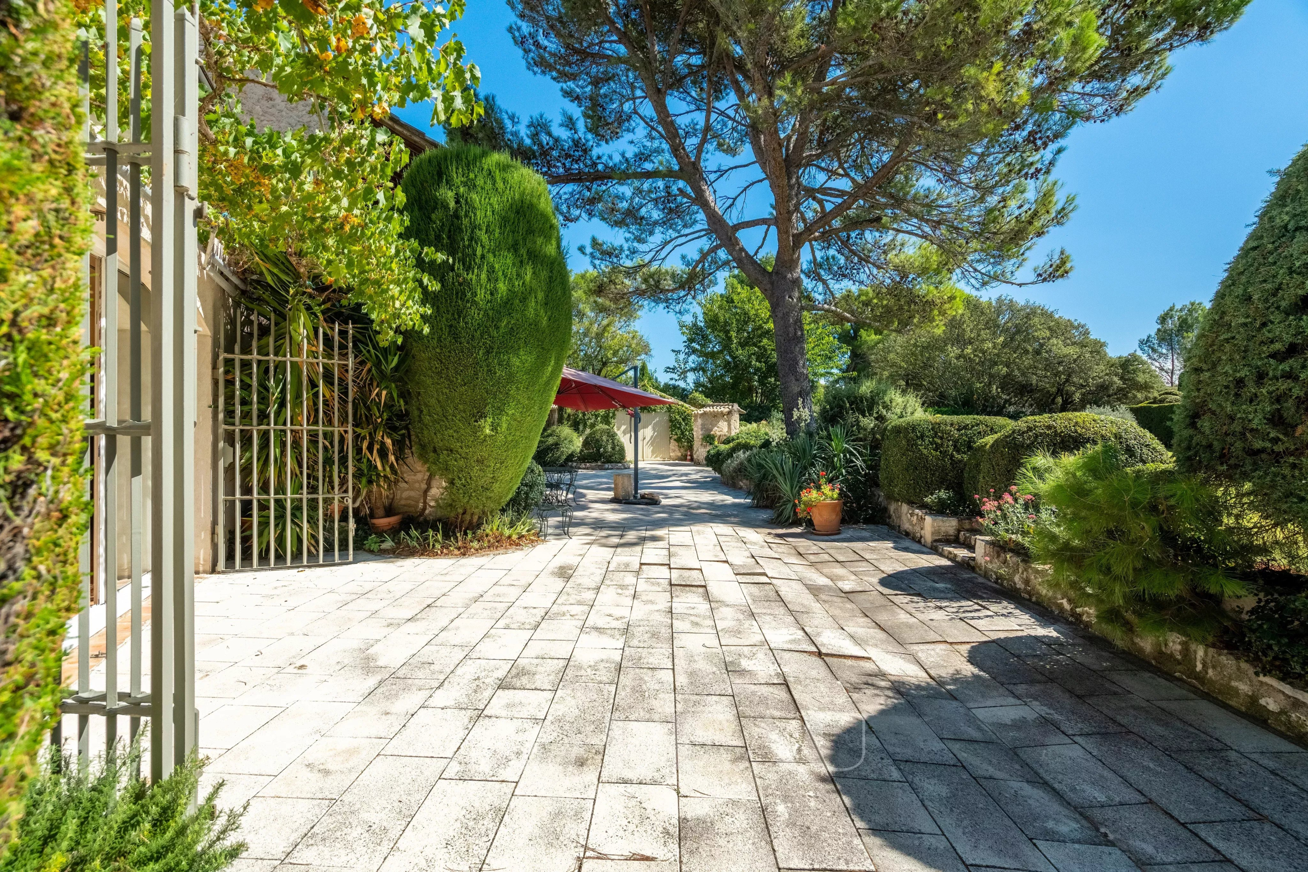 e151b936d39e575ba25d04cdaea88144_e40ff8ee8f_4096-original