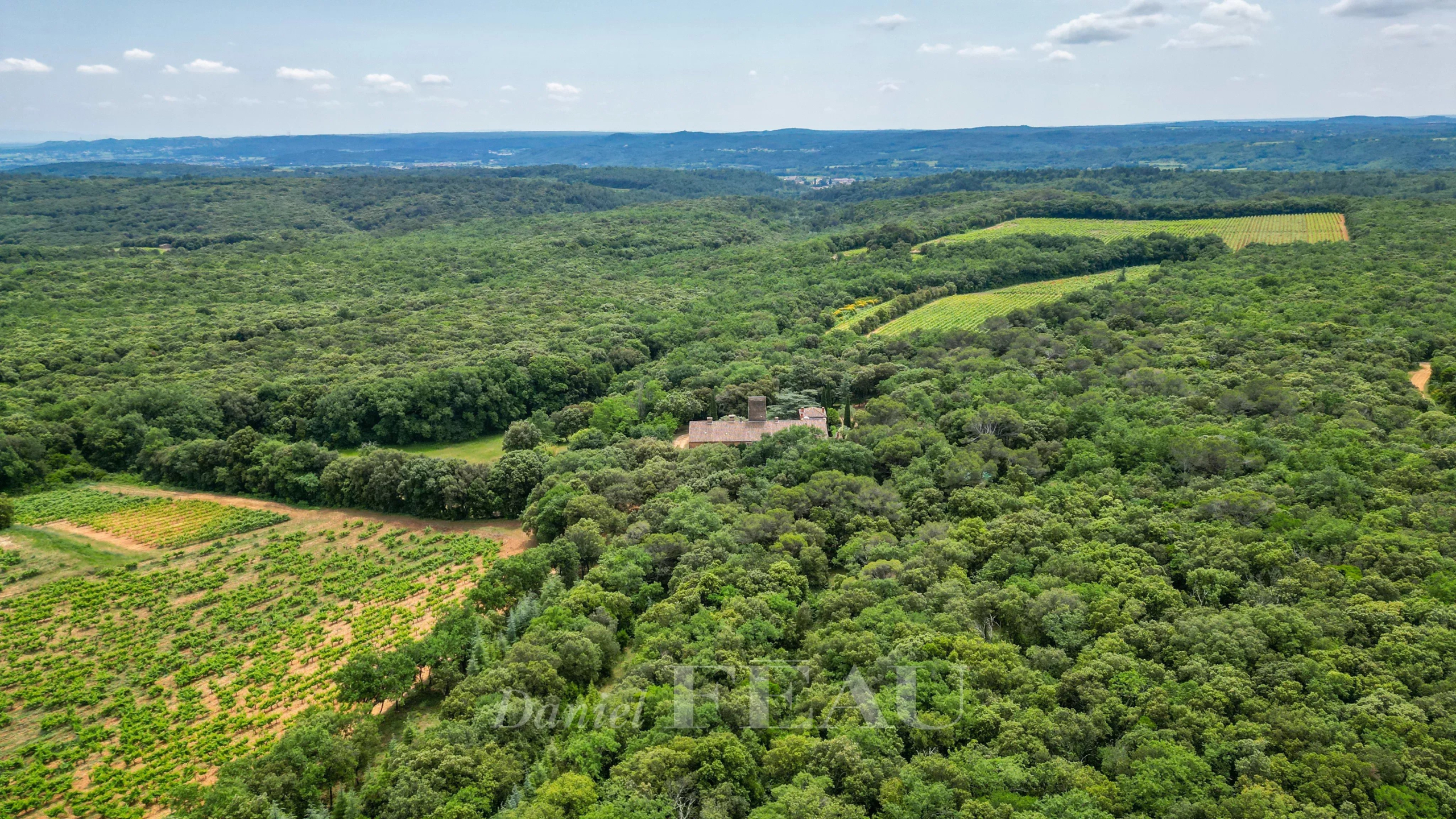 0c80f7cc943350f64385fdb2d49f43bc_ebded71bd9_4096-original