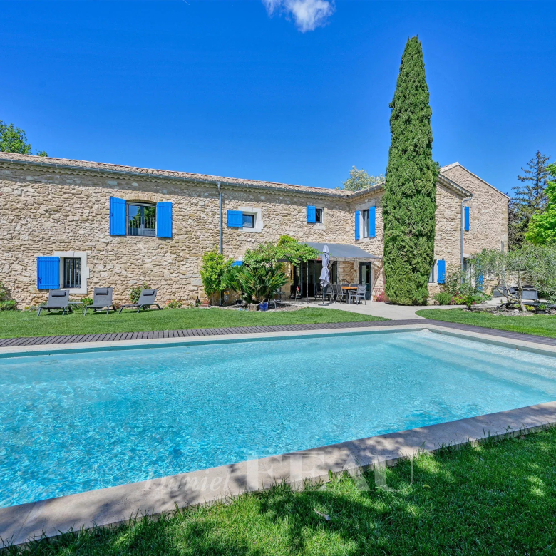 Campagne de Lourmarin  – Mas avec vue