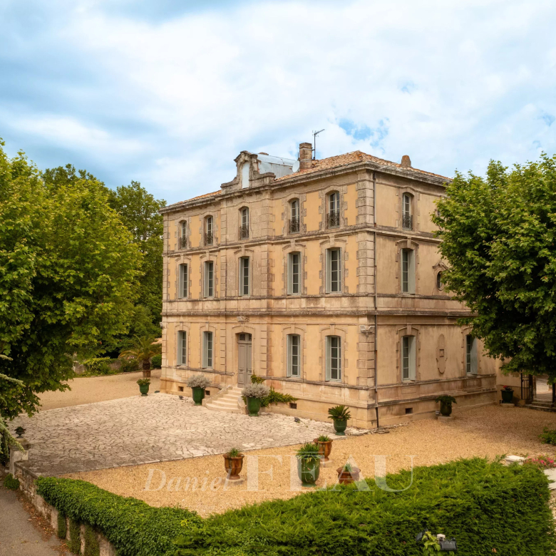 L’Isle sur la Sorgue – Propriété de caractère
