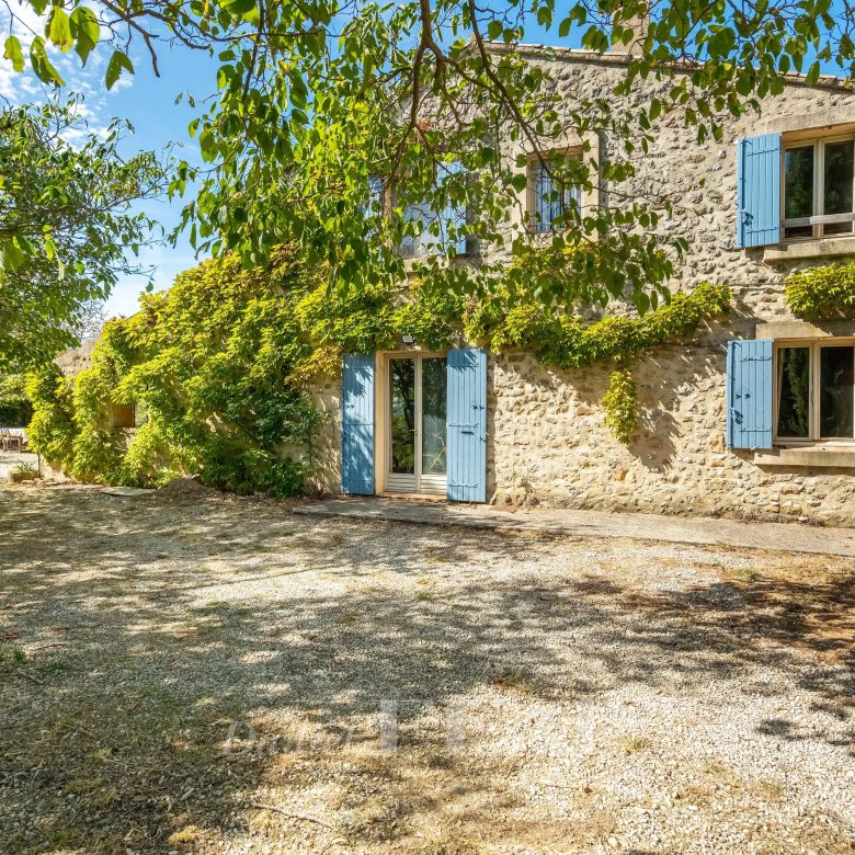 Cereste en Luberon – Mas avec vue