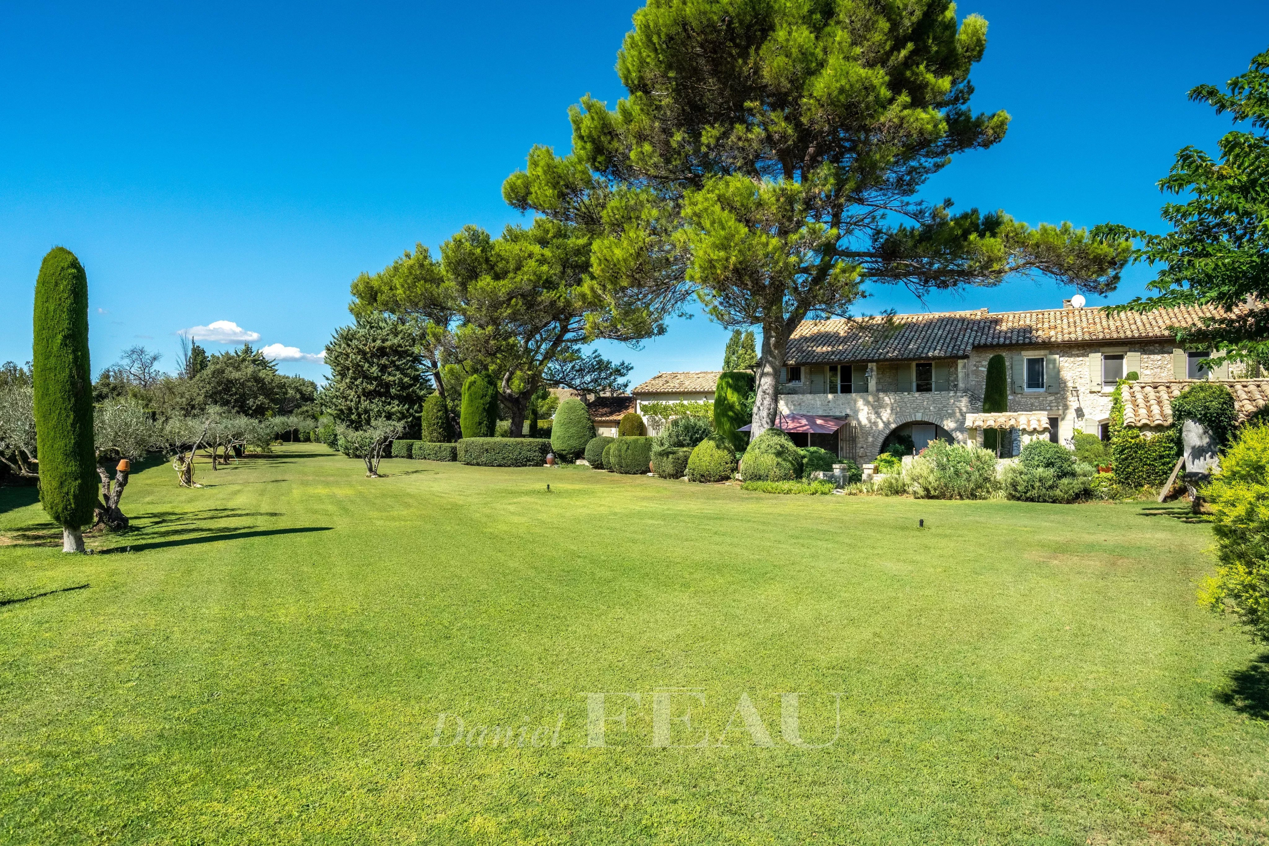 Eygalières – Mas du XVIIIème siècle