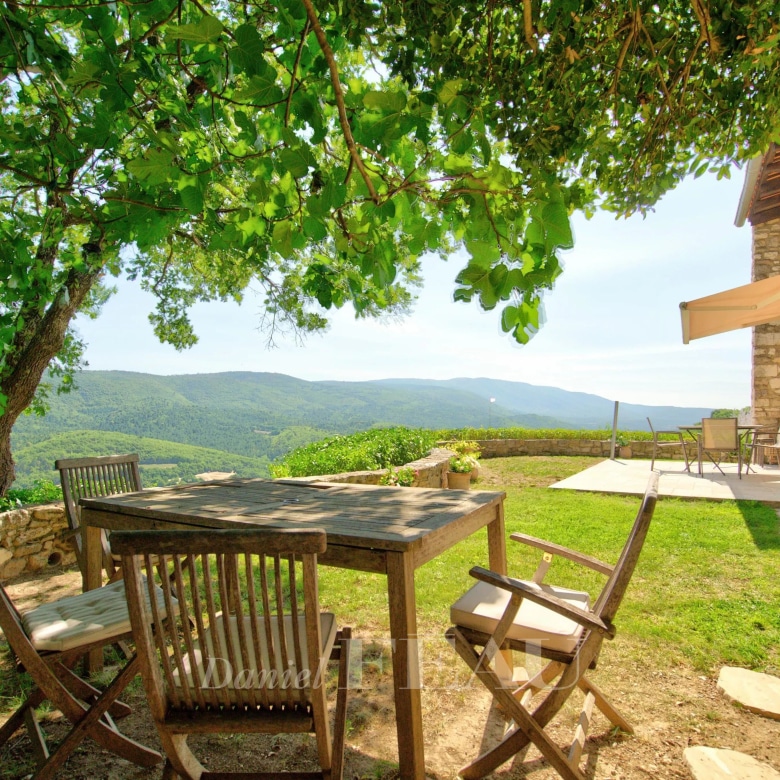 Luxury real estate photo | Charming Properties