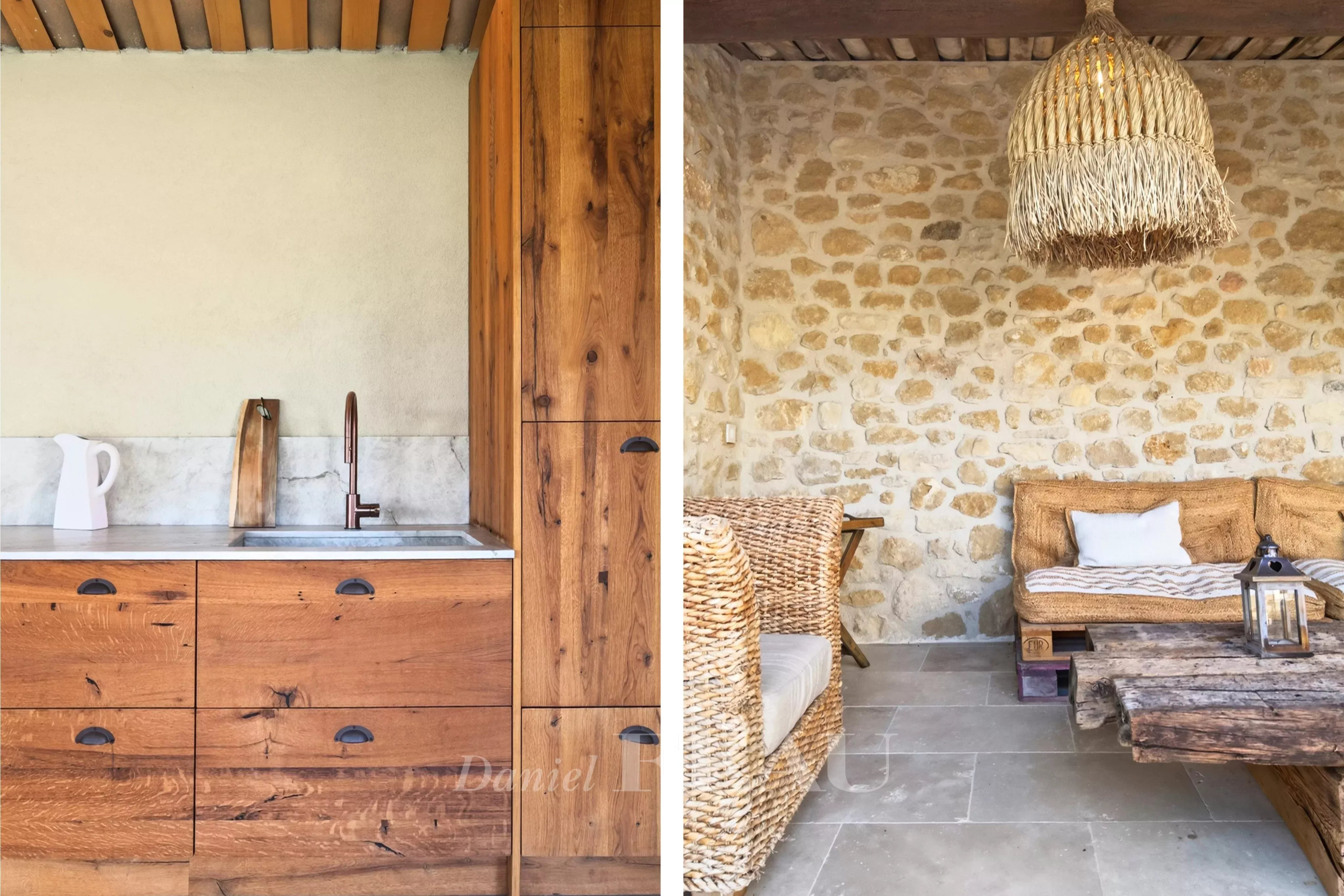 Intérieur d’une propriété à Lourmarin Intérieur d'une propriété rénovée avec cuisine en bois et salon en pierre à Lourmarin.