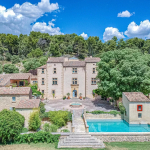 Luberon - Bourgeois residence of the 16th century