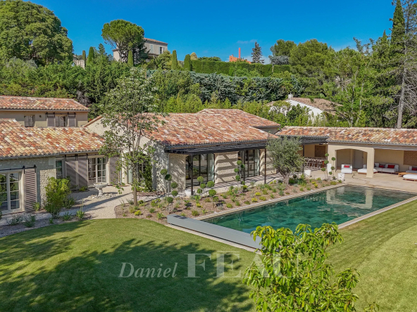 Maussane-les-Alpilles – Maison en pierre entièrement rénovée