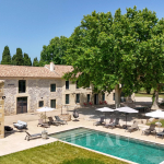 Raphèle-les-Arles – Completely renovated property