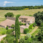 Drôme provençale – Mas avec vignes