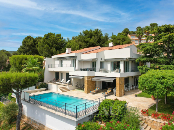 Bandol – maison vue mer avec piscine
