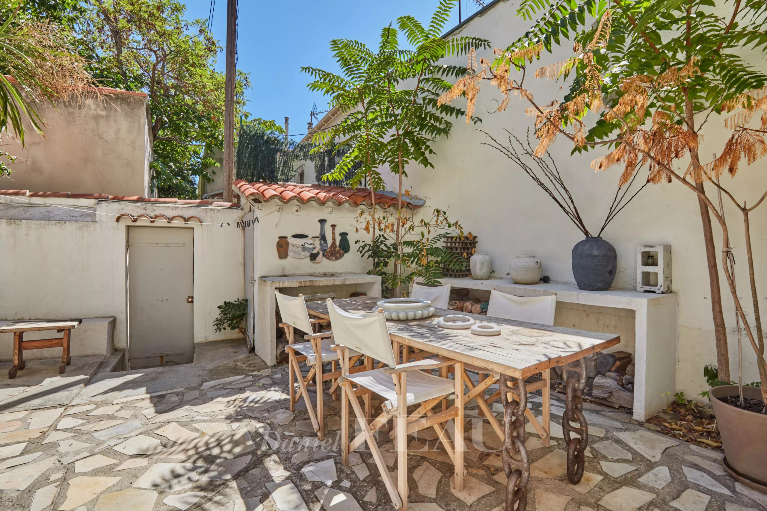 e12ab2315a92974110b4d5e36e7a5a32_94eb263faf_4096-original