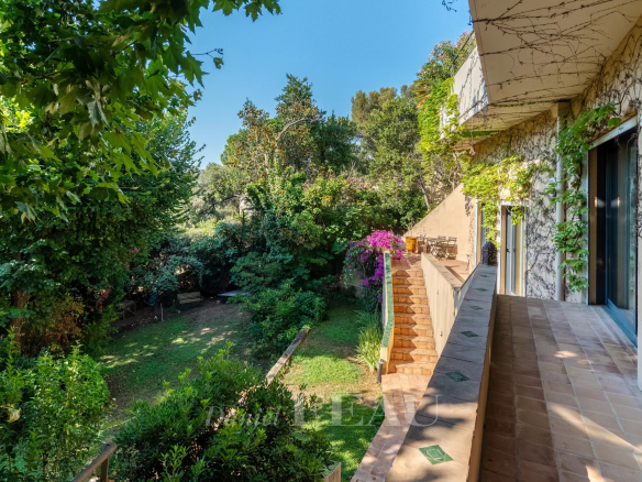 Marseille 7th arrondissement – ​​Family home with swimming pool