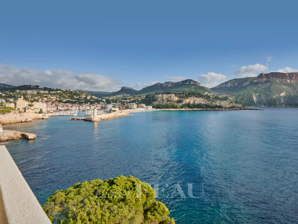 Cassis – Apartment with panoramic views