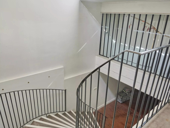 Spiral staircase in a modern house in Marseille 7th arrondissement.