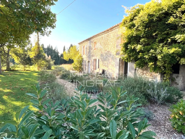 Mas provençal rénové à Saint Rémy de Provence