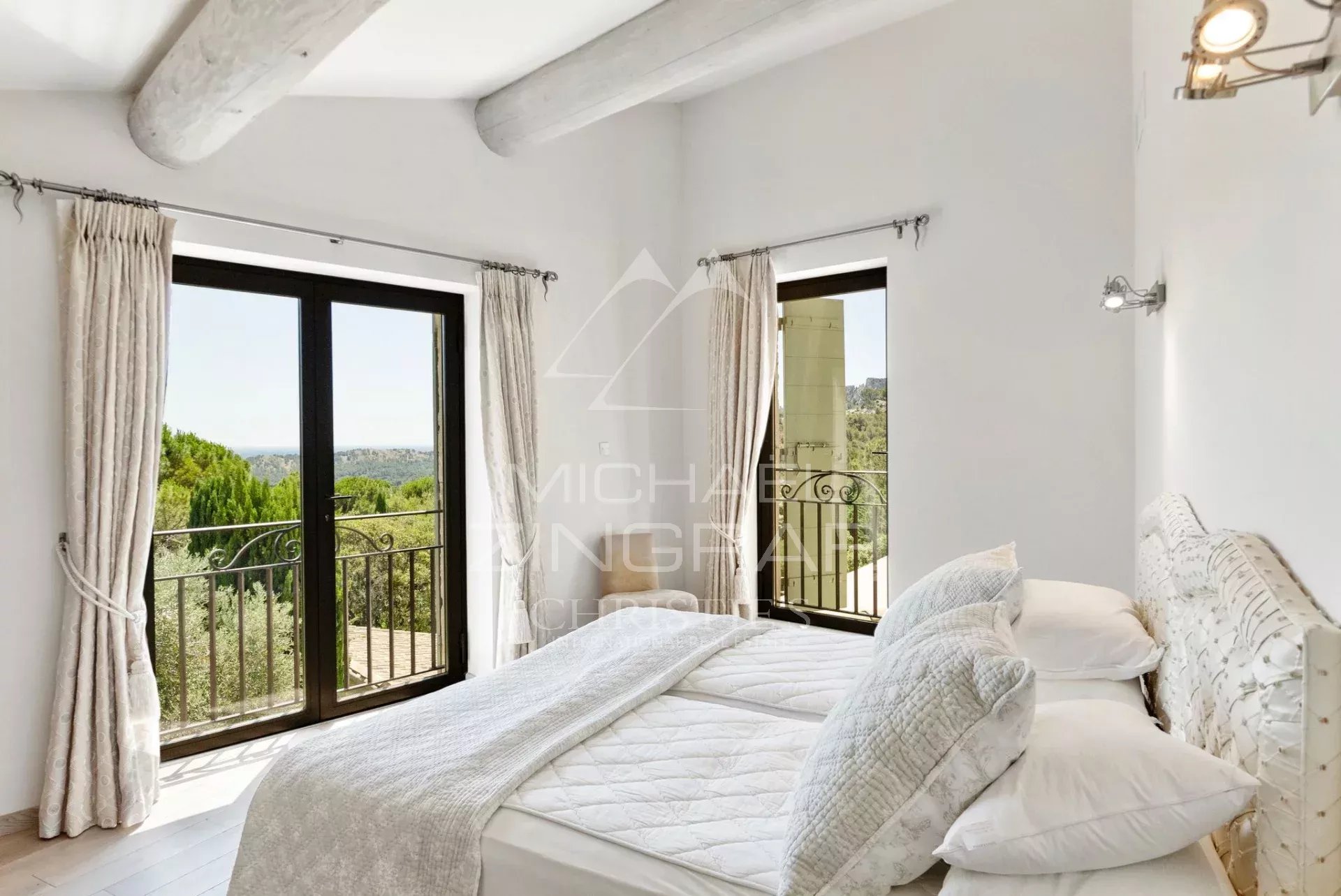 16c109cad67756359f34433811926df7_3222649ca0_1920-original