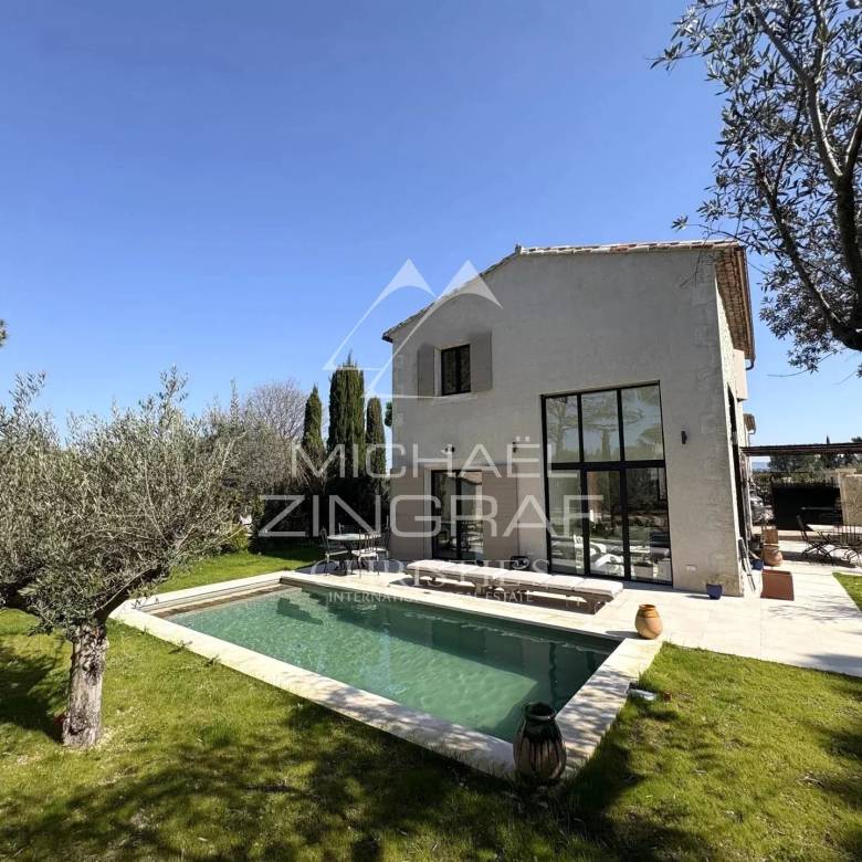 A vendre – Paris 7ème – 3 Chambres – Parfait état