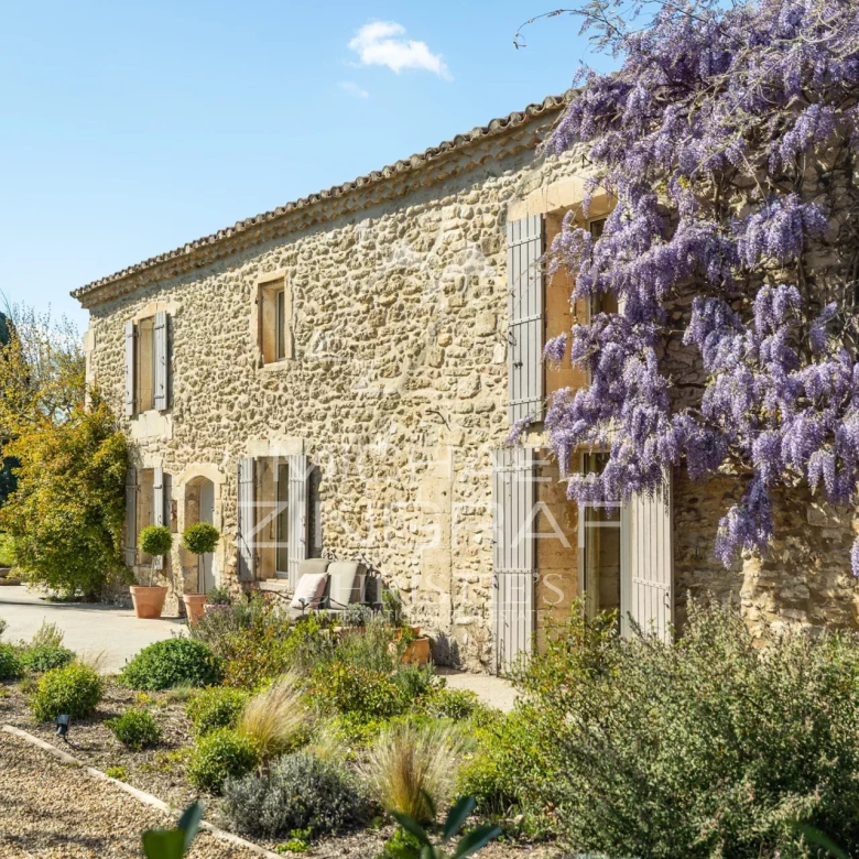 Vence : Charmante villa provençale avec aperçu mer