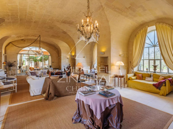 Interior of a Provençal property with spacious, bright rooms and refined decor.