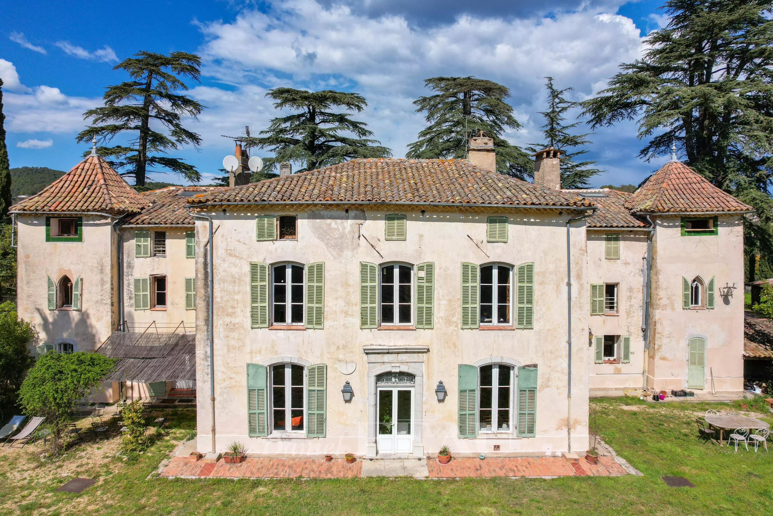 cc6edc1ab9ff8c5e1ee31dae94938f92_4bd34a1c0b_4096-original