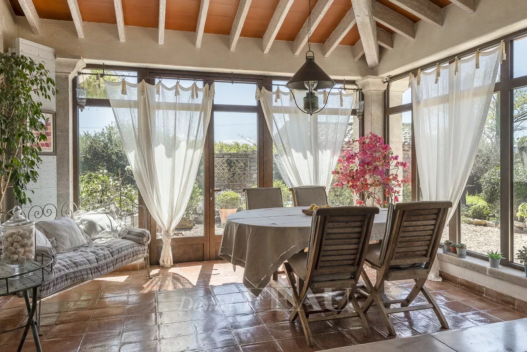 d8ba9b2948261b9fe77c4deaffaffe1d_f94ab66045_1769-original