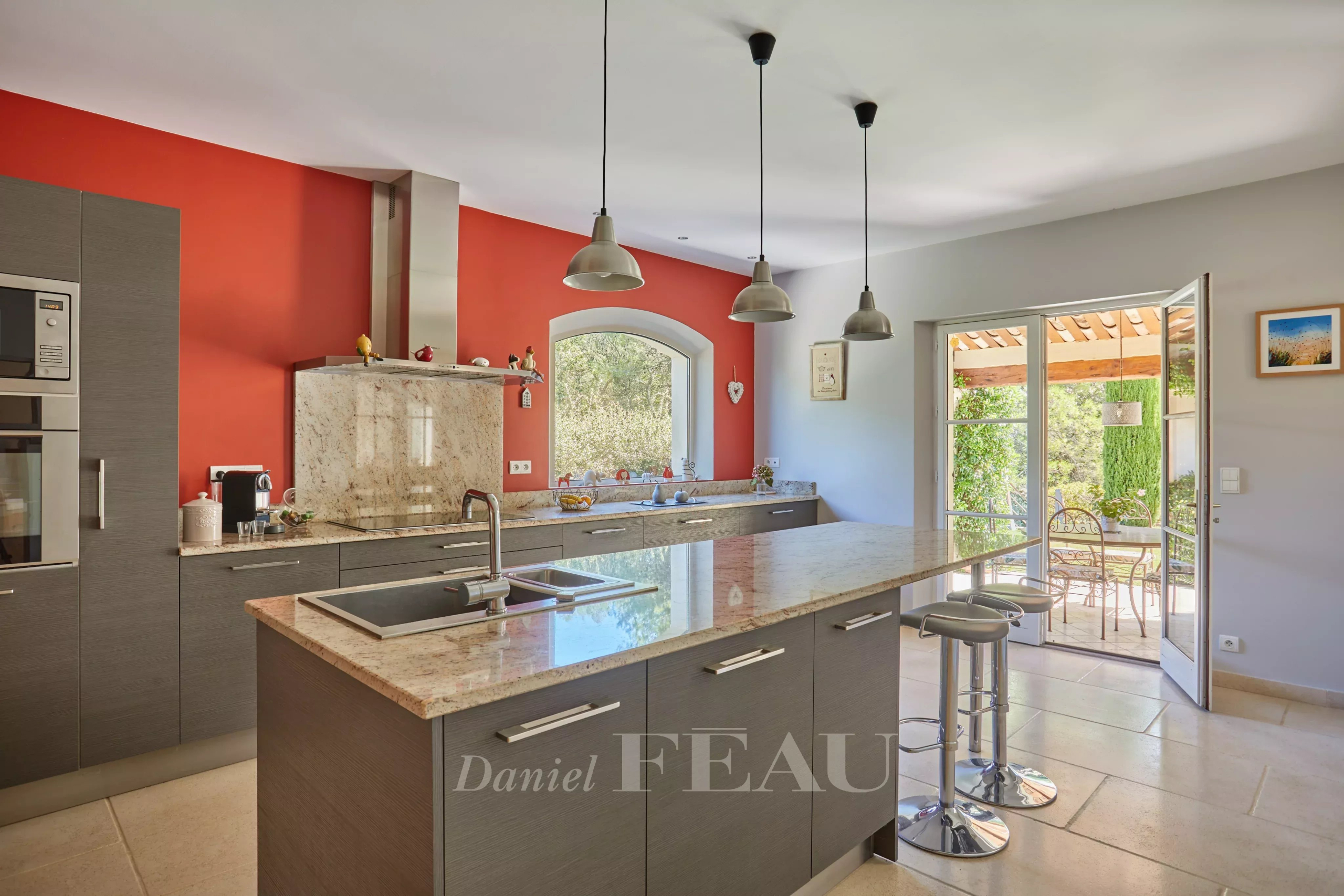 5e081b886701f94d3892e8174c7137f6_62768a0a01_4096-original