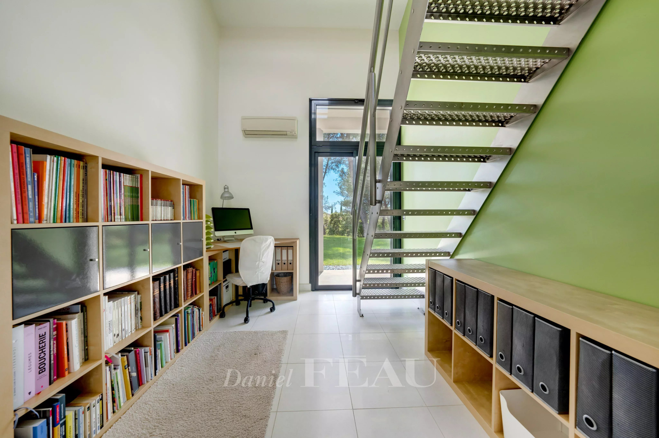 08357d169d06edd0a3c412aa96d9a4e2_ca84fc984c_4096-original