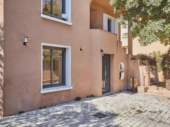 Aix en Provence – Maison de ville avec jardin