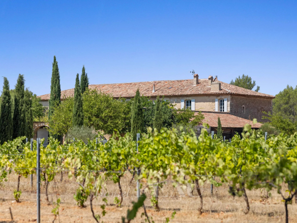 Vinon-sur-Verdon – Ferme templière