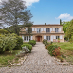 Aix en Provence - Family property on the heights