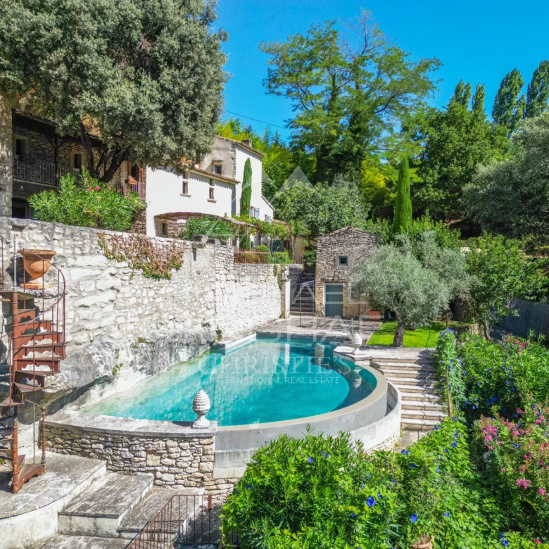 Exclusive: Exceptional 18th-century Bastide near L'Isle-sur-la-Sorgue, set in 6.3 hectares of parkland with a prestigious reception hall