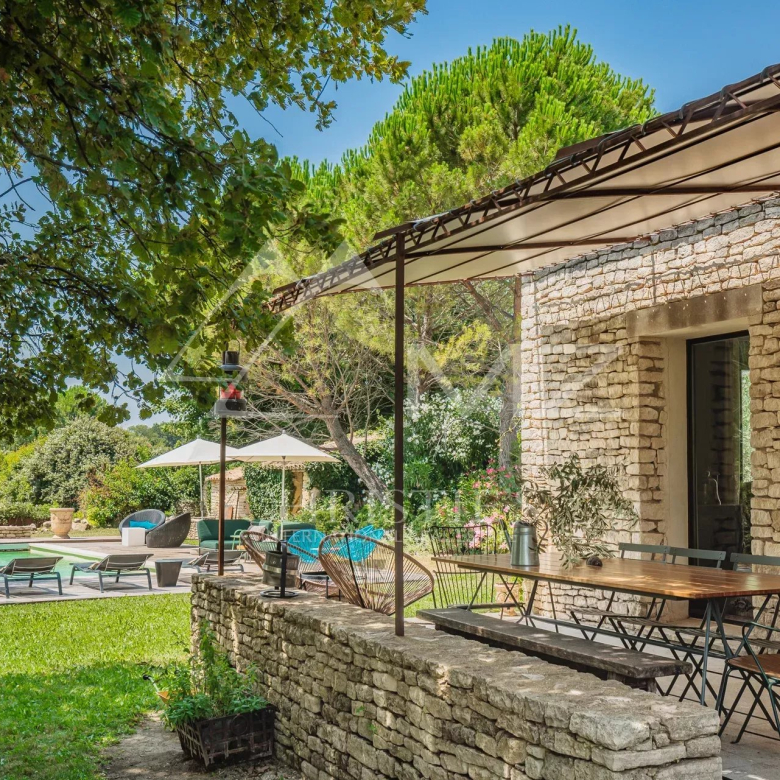Luxury real estate photo | Charming Properties